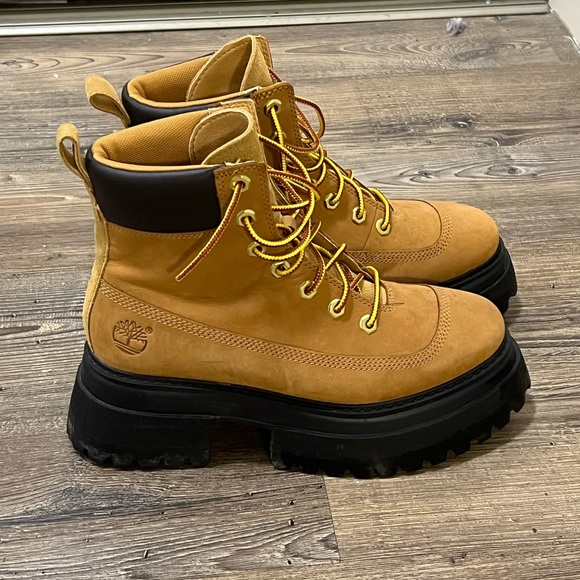 timberland winter boots women size 7 - Picture 2 of 4